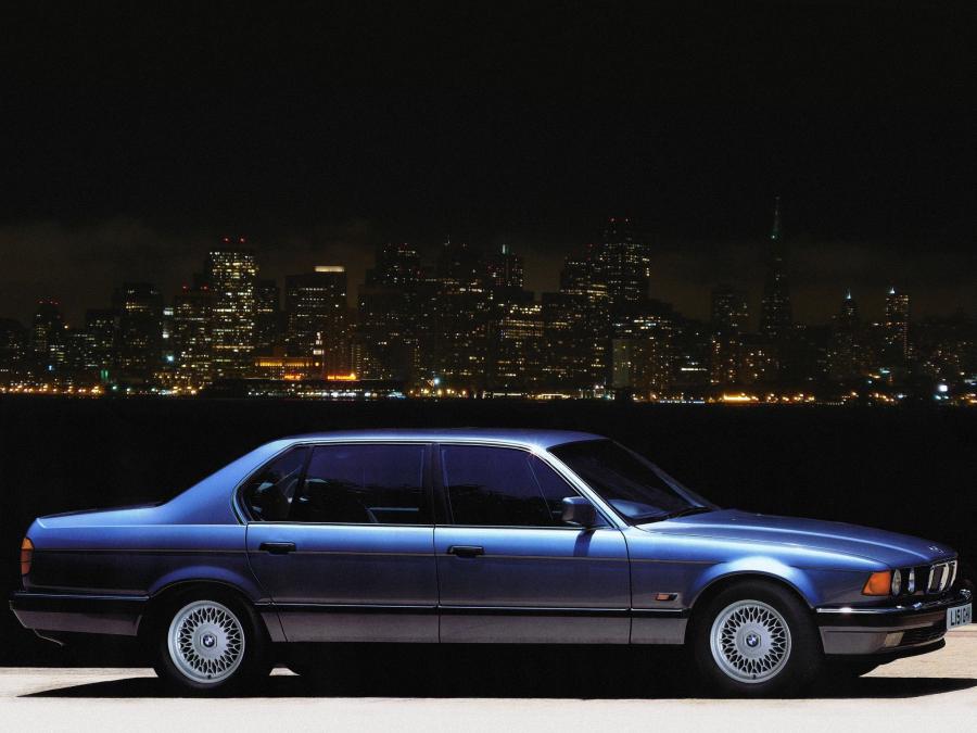  BMW 750iL 1987 года  (UK) (фото 5 из 5)